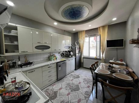 Amazon'dan Batıpark Spor Salonu Yanı Tamamı Satlık Müstakil Ev