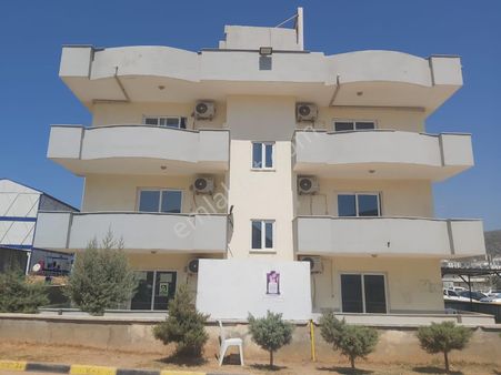 Lemas Emlak : Büyükeceli Komple Satılık Bina