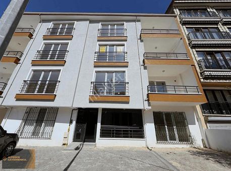 Alperen Gayrimenkul'den Seğmenler'de Satılık 3+1 Sıfır Daire