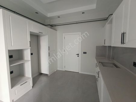 Blokyapı'dan Yenişafak'ta Havuzlu Sitede 3+1 Sıfır Lüks Daire