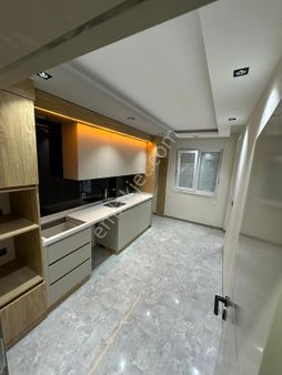 Ayanoğlu Mahallesinde Ultra Lüks Tramvay Yakını Katta 2+1 Daire