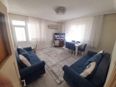 Ergünden Cumhuriyette İçi Yapılı 3 Kat Satılık 2+1 Daire