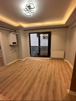 Buca Hürriyet Mah/de Satılık 1+1 Eşyalı Eşyasız Lüx Daireler