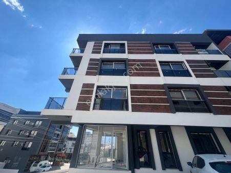 Ulucak Mustafa Kemal Atatürk Mahallesi 2+1 Satılık 70 M2 Daire