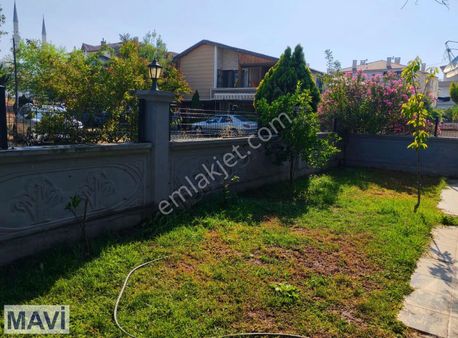Denize Yakın 250m2 İçerisinde Müstakil Yaşam Remax Mavi