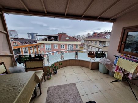 Ataşehir İnönüde Su Deposu Metroya Çok Yakın 250m2 5+2 Dubleks