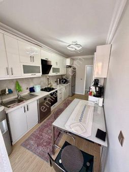 Karşıyaka Şemiklerde 3+1 Avantajlı Satılık Daire