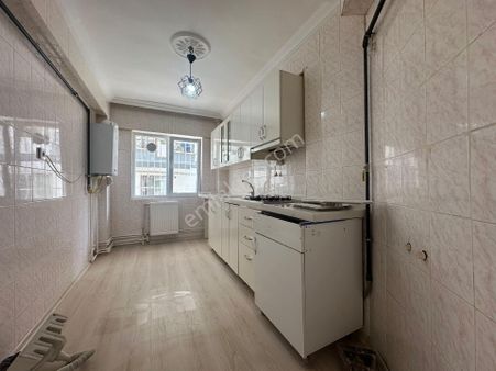 Kuscagız Da 2+1 Gırıs Kat Satılık Daıre