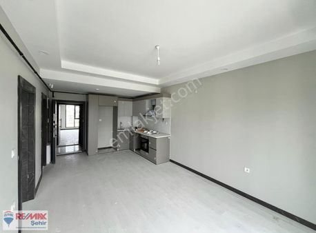 Remax Şehir Akyol Premium Lounge Havuz Cepheli Kiralık 1+1