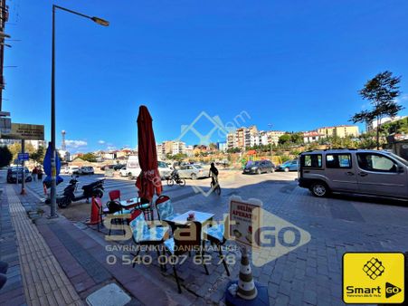 17 Eylül Mahallesi'nde Cinçukuru Cadde Üzeri Satılık İşyeri