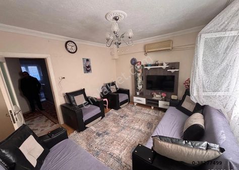 Sevgi Mahallesinde Giriş Katı Ferah 3+1 Daire