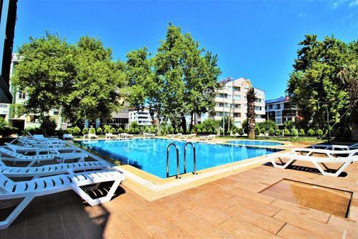 Akçay Sezgin Emlak'tan Yüzme Havuzlu & Otoparklı Lüx 3+1 Dubleks Daire