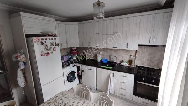 Cumhuriyet Mh.satılık 100 M² 3+1 Doğalgazlı 4.kat Daire