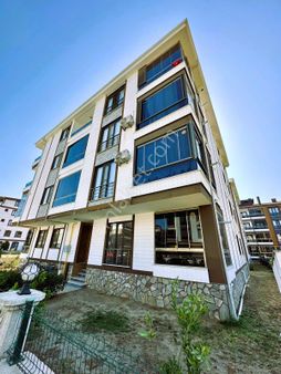 Akçay Altınkum 3 Yaşında Satılık Muhteşem 2+1 Daire