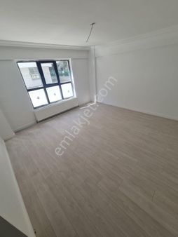 Aydınlıkevler'de Sıfır Binada 2+1 Satılık Daire-taner Emlak