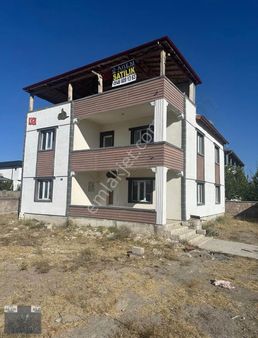 Gesi'de 580 M2 Arsalı 6+1 Odalı Satılık Triblex Natamam Villa