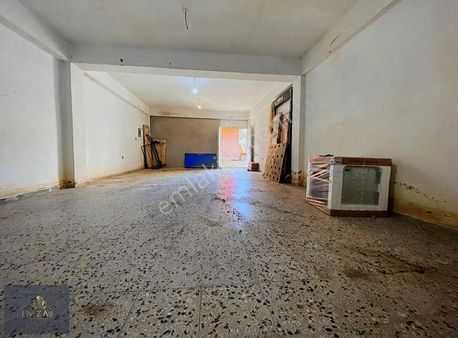 Merkezde Kiralık Geniş Alanlıiş Yeri ( Depo+dükkan)