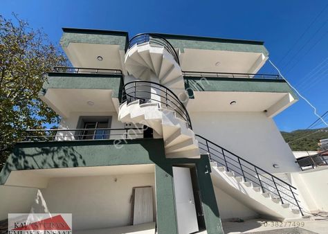 Kavuşturan Emlak'tan Güre Yassıçalı Da 2 Daireli Geniş Teraslı Müstakil Ev