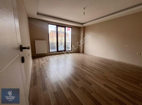 Hastane Mahallesinde Kapalı Otoparklı Satılık 2+1 Daire