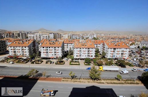 Onur Emlak Şefikcan Site İçi Ara Kat 4+1 Bakımlı Geniş Daire