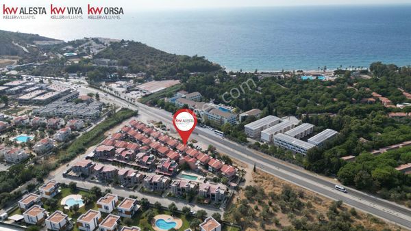 Kuşadası Bayraklıdede'de 3+1 Boş Kiralık Villa