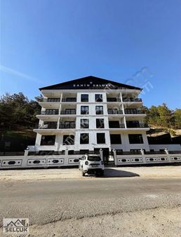 Pozantı Selçuk Emlaktan Merkezde Geniş 2+1 Satılık Daire