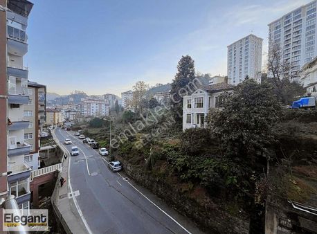 -elegant Life'den Camiönü Mahallesinde 3+1 Temiz Kiralık Daire