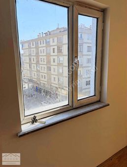 Gaffar Okan Cadde Başı Kiralık 3+1 Daire