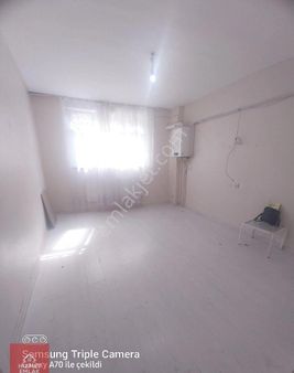 Turgutreis Mah Perşembe Pazarına Yaninda