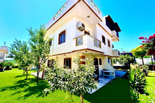 Yavansu'da 3+1 Doğalgazlı Havuzlu Sitede Villa