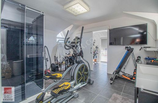 Fiyat Düştü Altıntaş Falezlerde Havuzlu Tam Müstakil 5+1 Villa