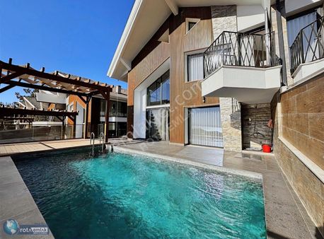 Rota'dan Kuşadası'nın İddalı Özelliklere Sahip, Eşsiz Villası