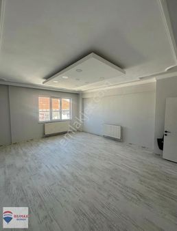 Lüleburgaz Kocasinan Mahallesinde Tadilatlı Geniş 3+1 Daire