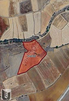 Kaplanlı Köyünde Top 30.016m2 2 Adet Yolu Olan Tarla