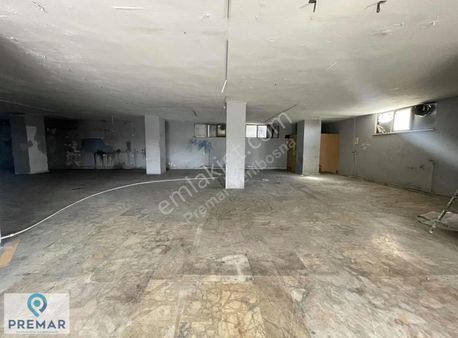 Çobançeşmede 400 M2 Kiralık İşyeri 3. Kat İskanlı