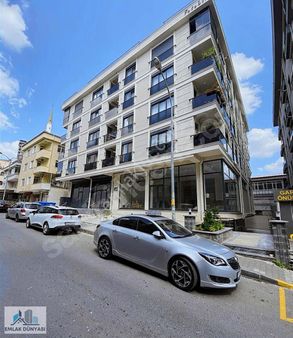 Emlak Dünyası Cevizlide Düz Giriş Bahçe Katı Kiralık Dükkan