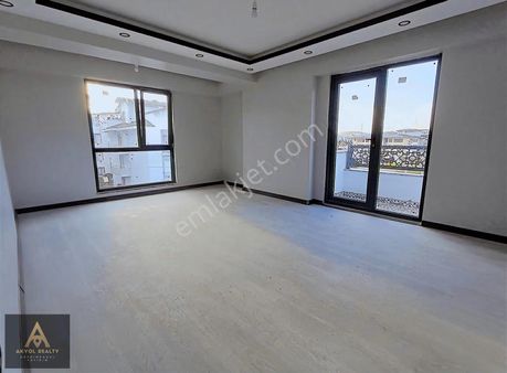 Uzunçiftlik'te Ebeveynli 3+1