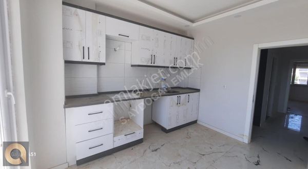 Kepez Aydoğmuş Ebeveyn Banyolu Katta Asansörlü 2+1