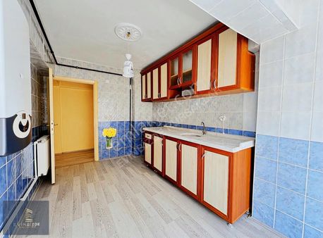 Evinbizde Gayrimenkul█cadde Yakını Ara Kat 3+1 Fırsat Daire !!!!