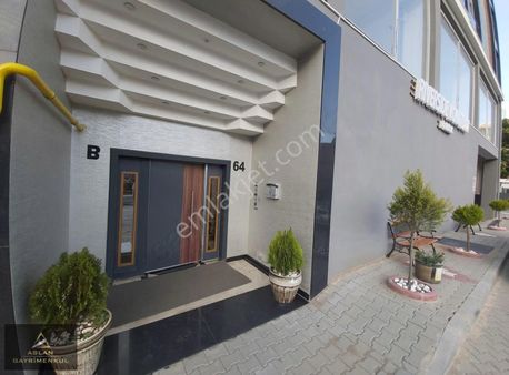 Site İçi 2+1 Kapalı Mutfak Doğalgaz Asansör Kapalı Otoparklı D.