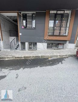 Başakşehir Güvercintepe Satılık 2+1 Bahçekatı