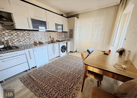 Çetinler Gayrimenkülden Mükemmel Konumda Fırsat Daire