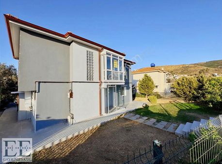 Güzelbahçe Yelki'de Kiralık Tam Müstakil Villa