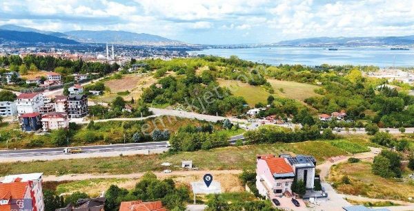 Basiskele Yesilyurt'ta 1+1 Yatirimlik Daire