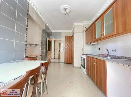 Bahçelievlerin Göbeğinde 3 Cepheli Geniş Ferah 3+1 Satılık Daire