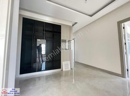 Yatay Mimari Düşük Katlı Ebeveyn Banyolu 3+1 Satılık Daire