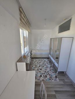 Yakıt İnternet Aidat Dahil Üniversite Karşısı Kiralık 2+1 Apart