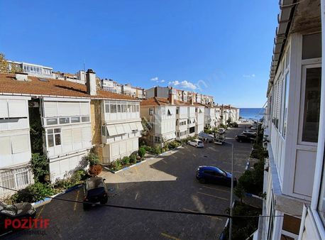 Büyükçekmece Site İçinde Deniz Manzaralı Satılık 3+1 Daire