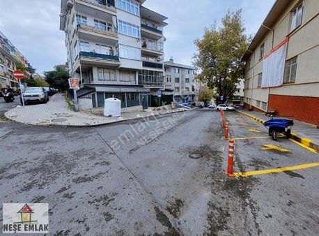 Neşe Emlak''tan..fıstıkağacı İcadiyede 200 M2 Dükkan Depo