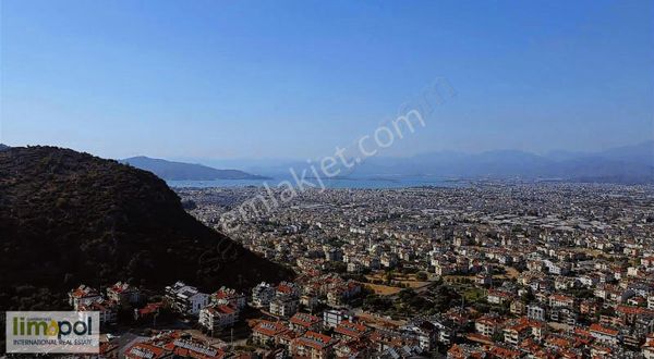 Limopol'den Kiralık 3+1 Çatı Dubleks Daire